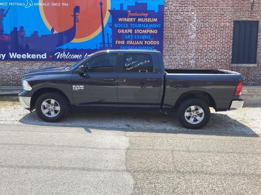 RAM 1500 Classic Tradesman Crew Cab SWB 4WD 2021