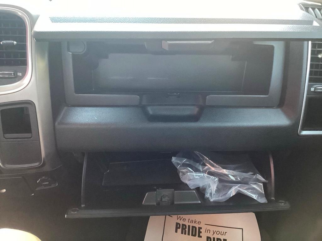 RAM 1500 Classic Tradesman Crew Cab SWB 4WD 2021