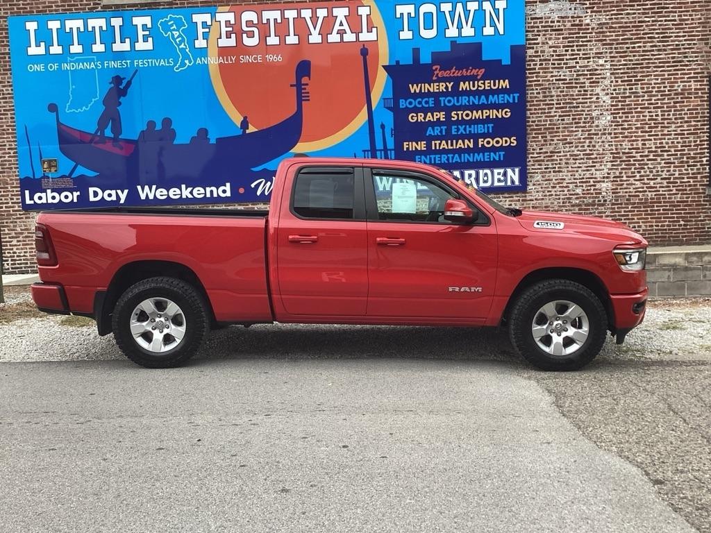 RAM 1500 Big Horn Quad Cab 4WD 2020