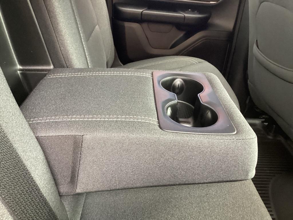 RAM 1500 Big Horn Quad Cab 4WD 2020