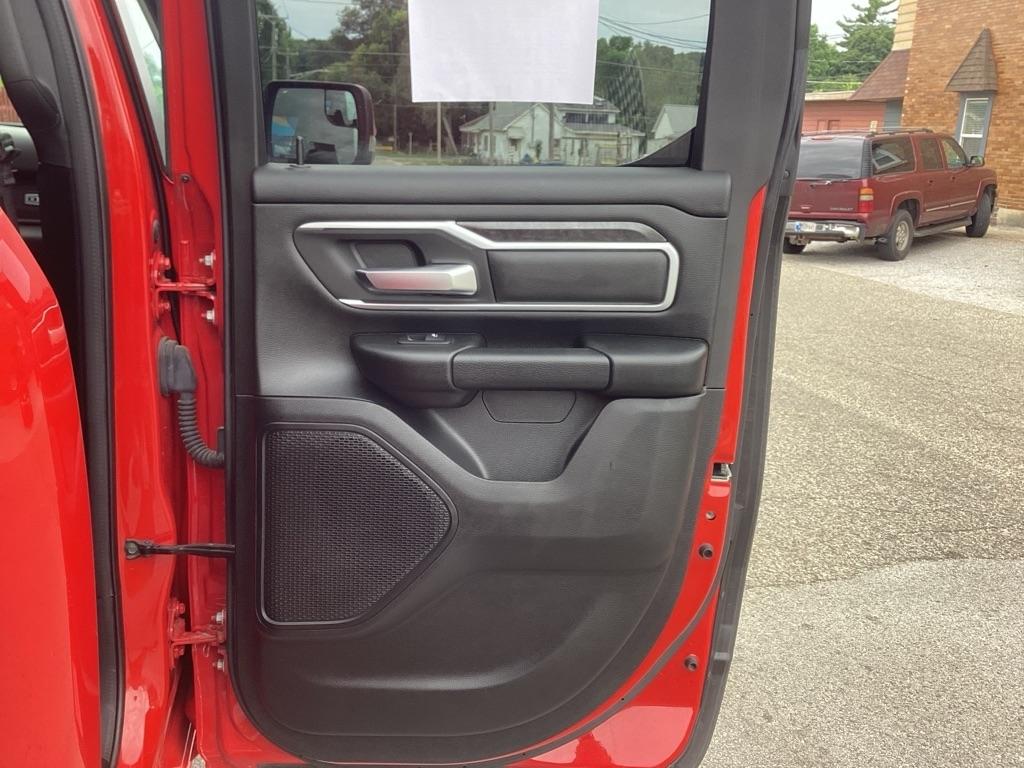 RAM 1500 Big Horn Quad Cab 4WD 2020