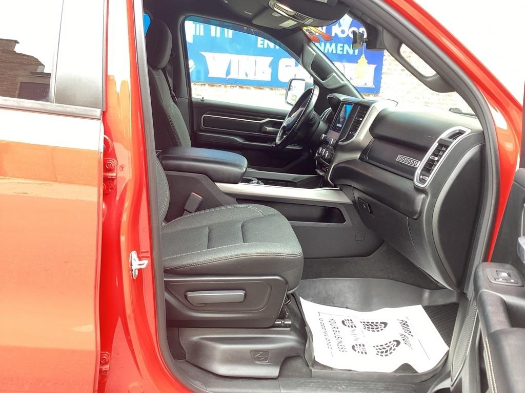 RAM 1500 Big Horn Quad Cab 4WD 2020