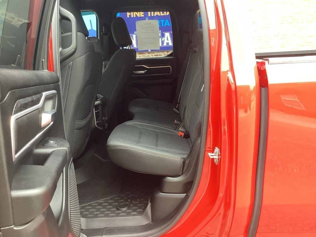 RAM 1500 Big Horn Quad Cab 4WD 2020