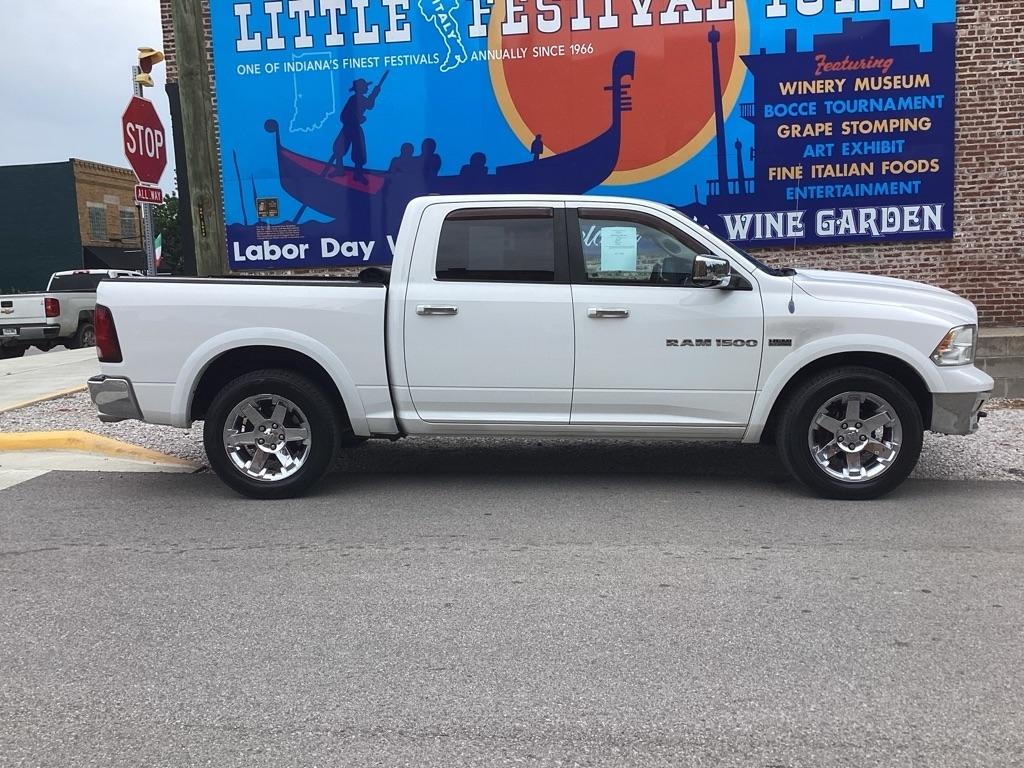 Dodge 1500 Laramie Crew Cab 4WD 2012