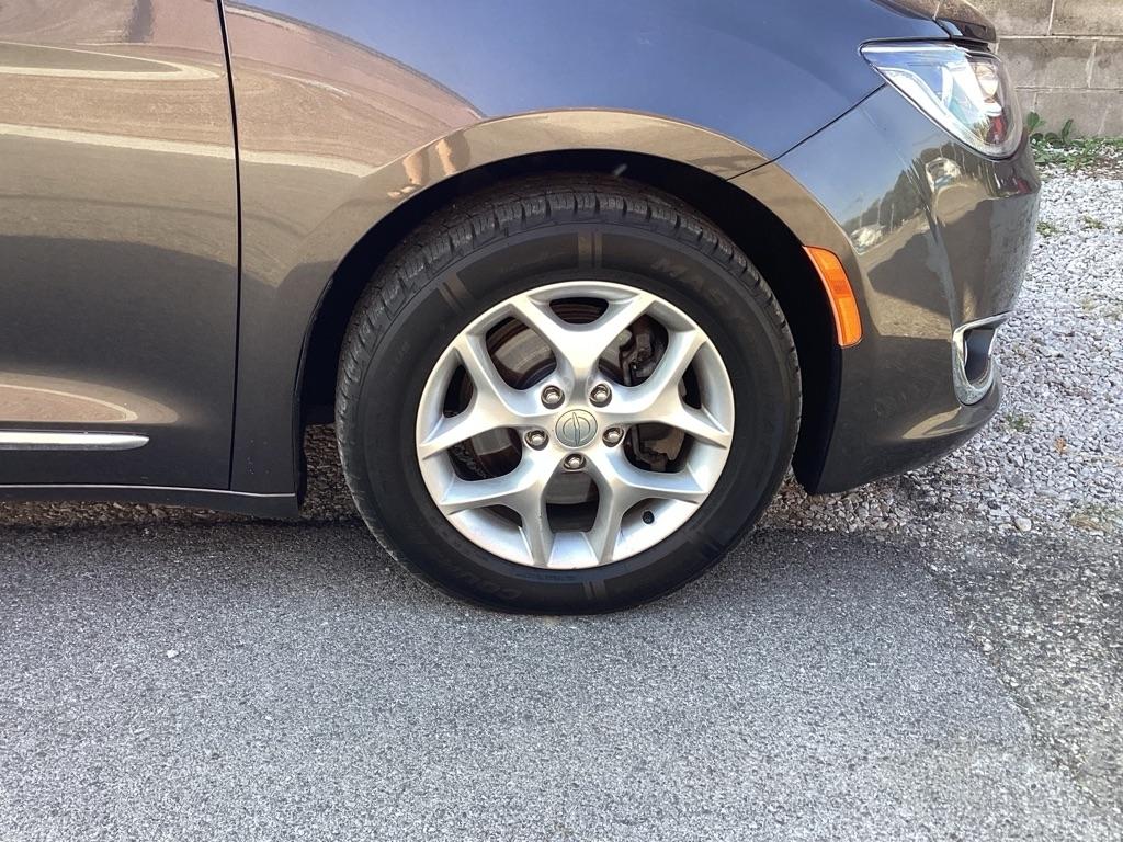 Chrysler Pacifica Touring-L Plus 2019