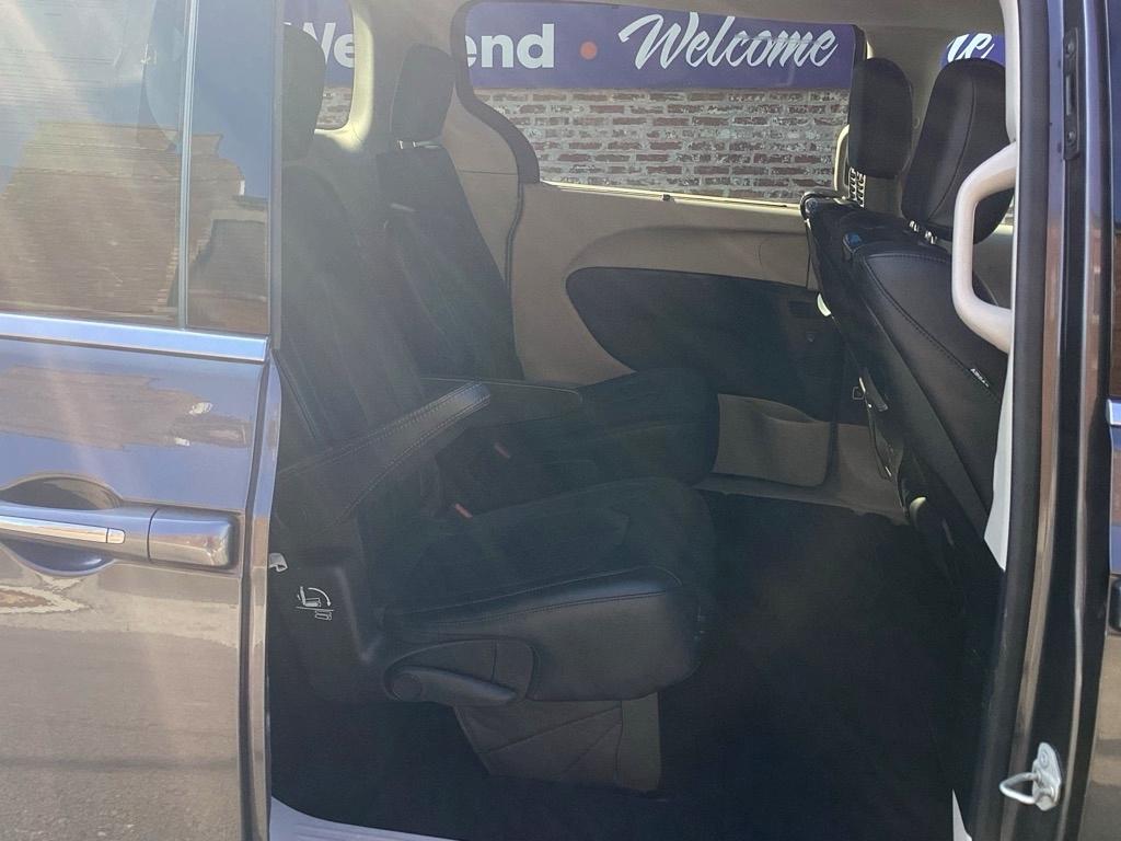 Chrysler Pacifica Touring-L Plus 2019