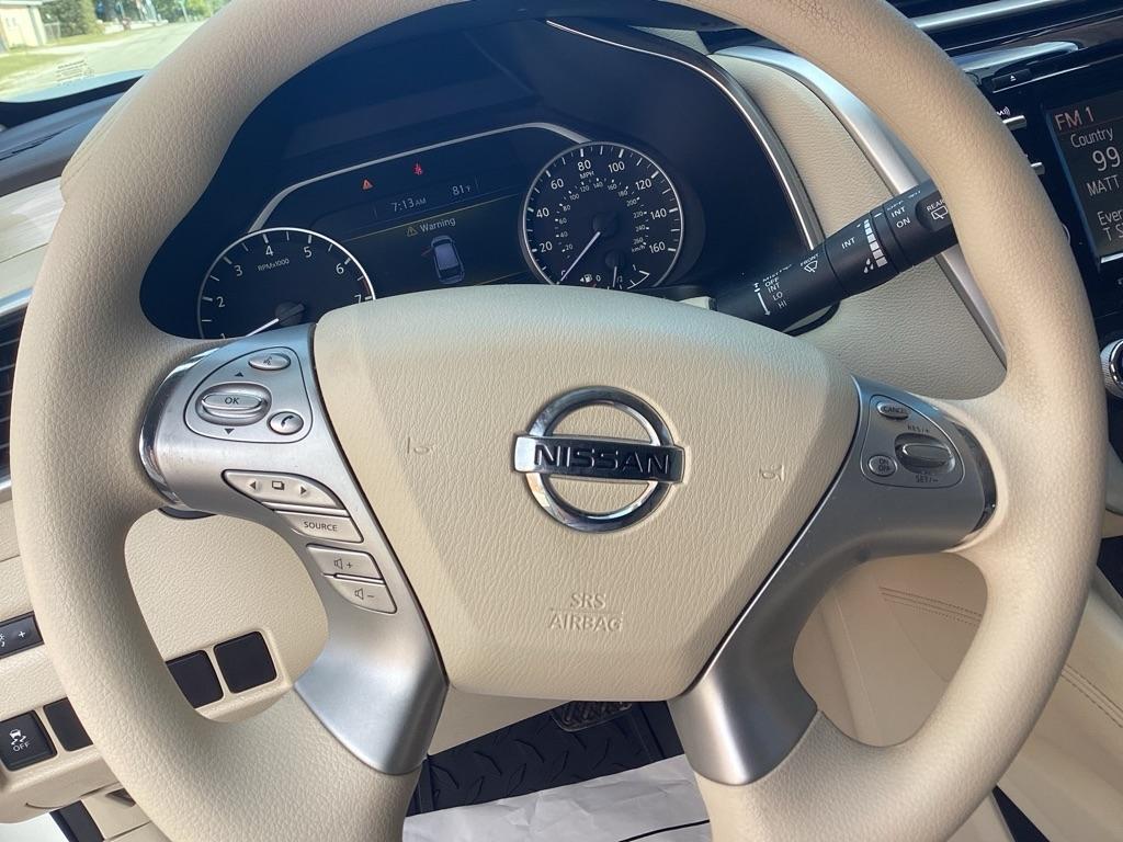 Nissan Murano S 2015