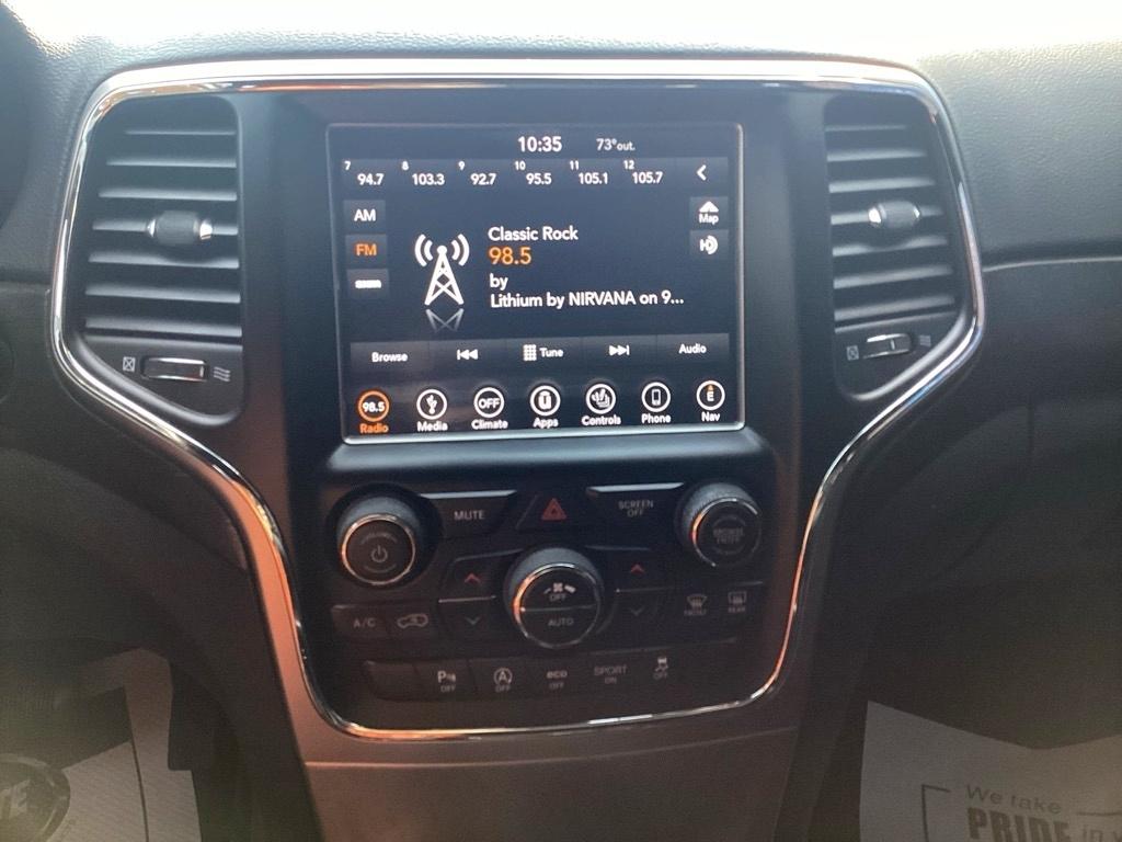 Jeep Grand Cherokee Laredo 4WD 2018