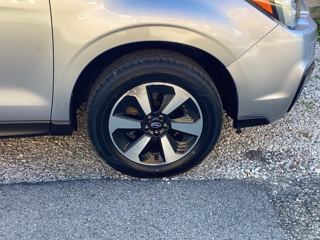 Subaru Forester 2.5i Premium PZEV CVT 2017
