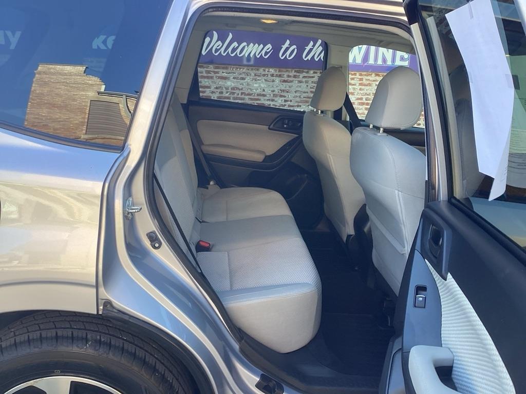 Subaru Forester 2.5i Premium PZEV CVT 2017