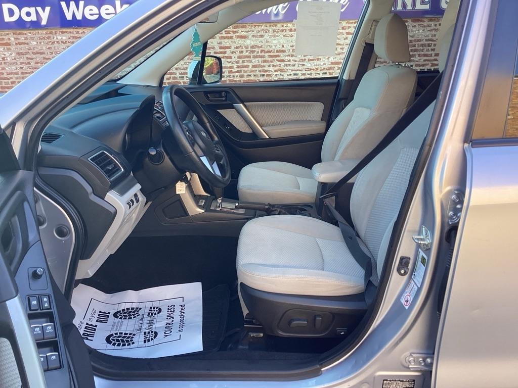 Subaru Forester 2.5i Premium PZEV CVT 2017