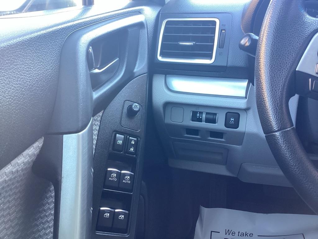 Subaru Forester 2.5i Premium PZEV CVT 2017
