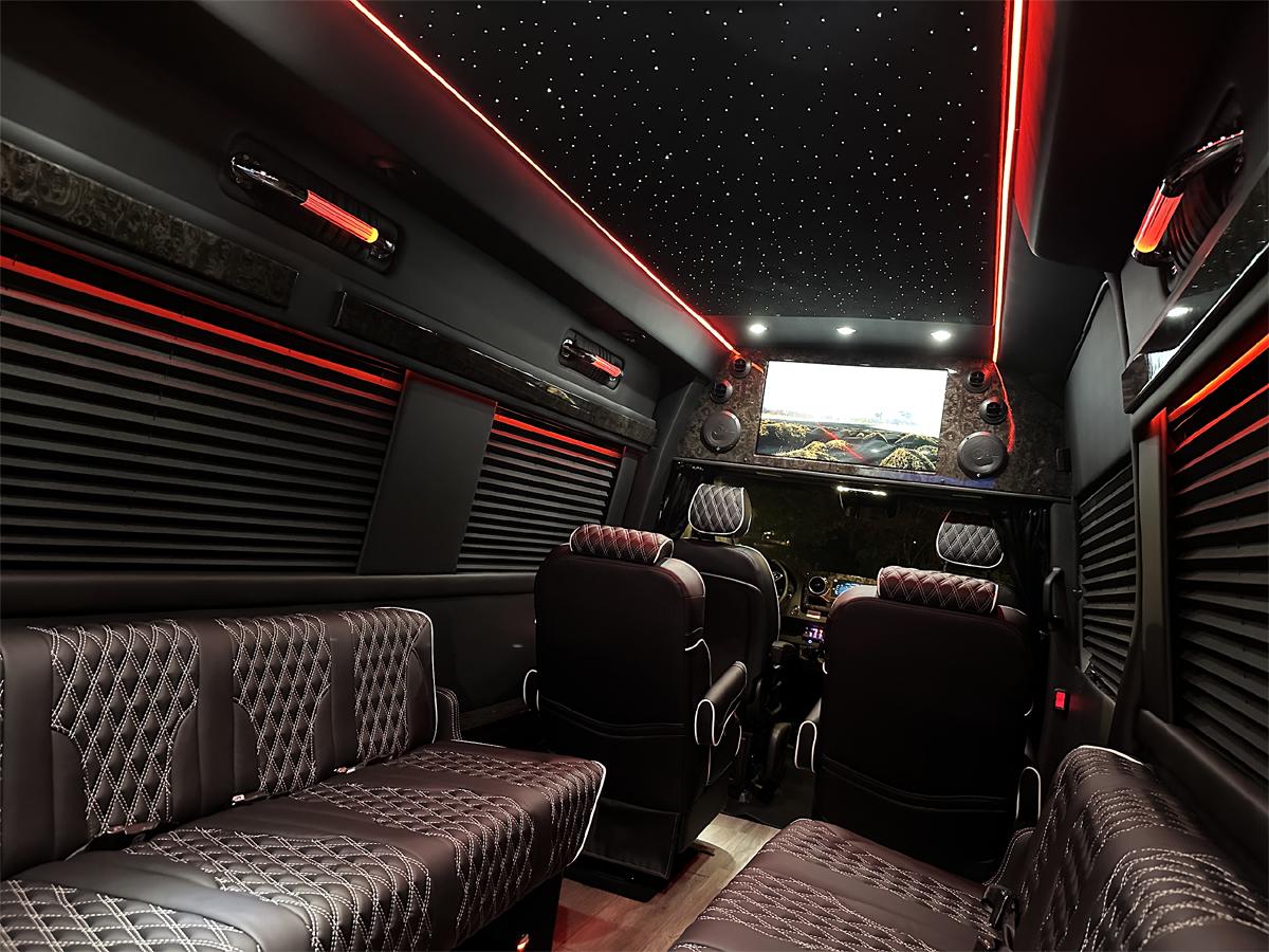 Mercedes-Benz Sprinter  2024