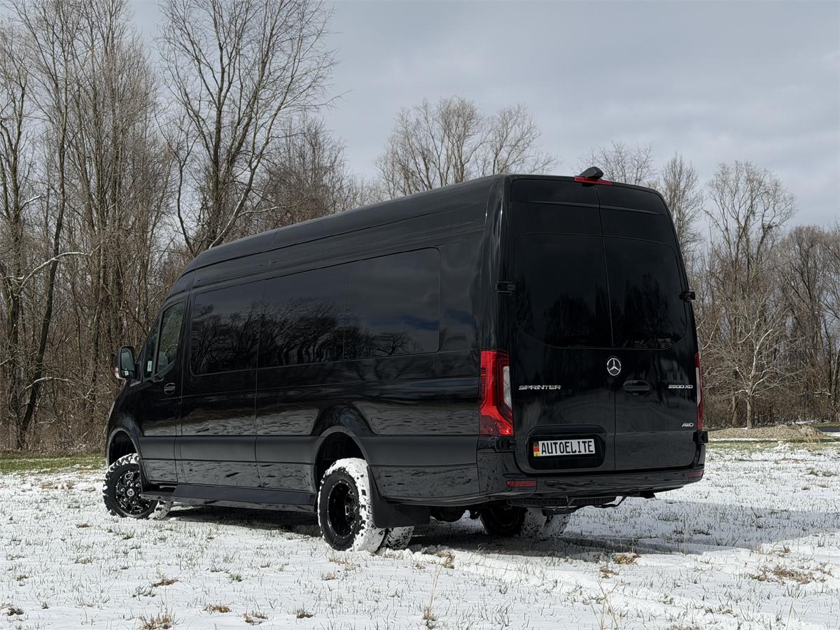 Mercedes-Benz Sprinter  2024