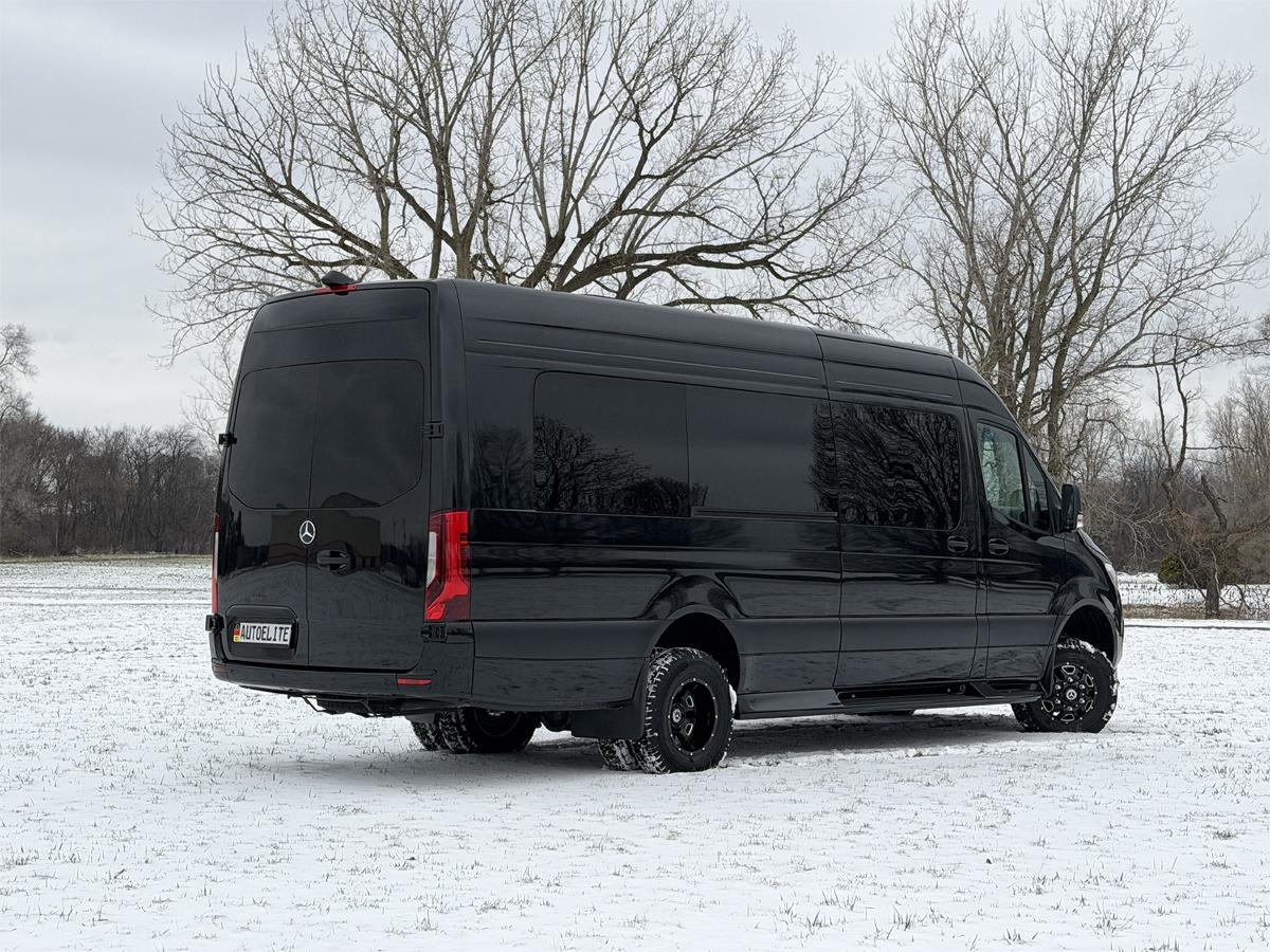 Mercedes-Benz Sprinter  2026