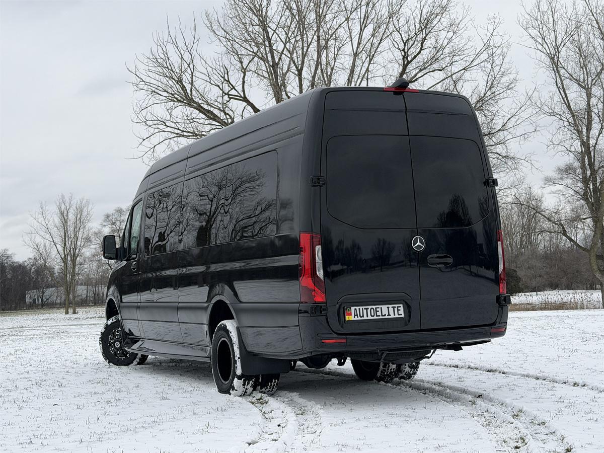 Mercedes-Benz Sprinter  2026