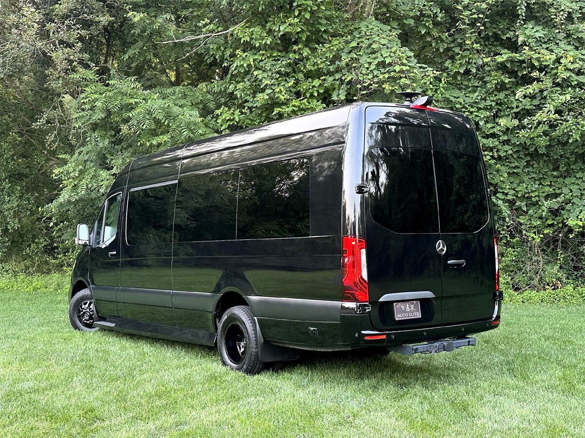 Mercedes-Benz Sprinter  2026