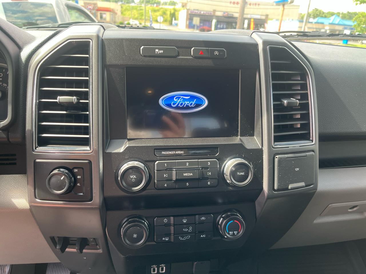 Ford F-150  2019