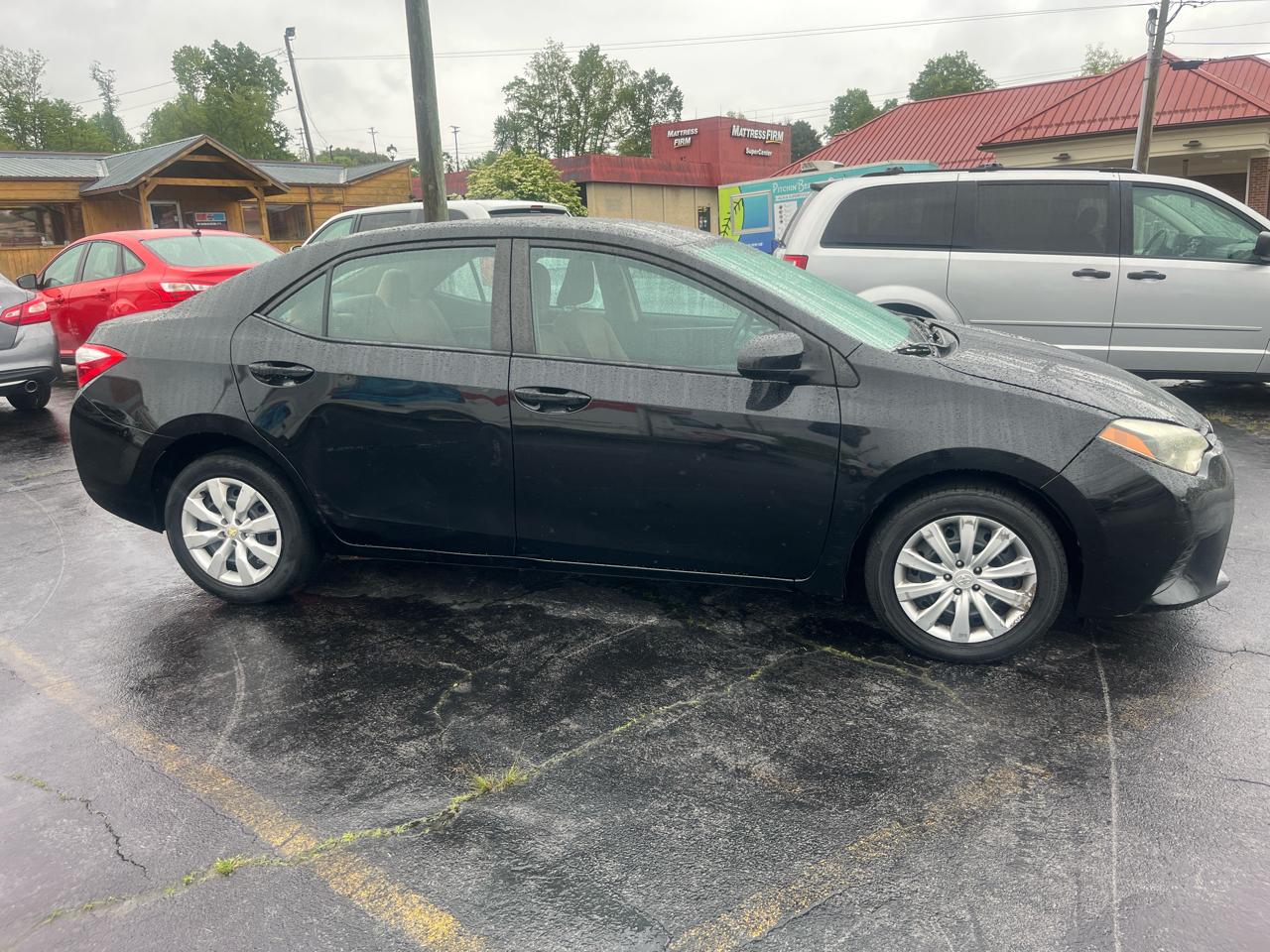 Toyota Corolla  2014