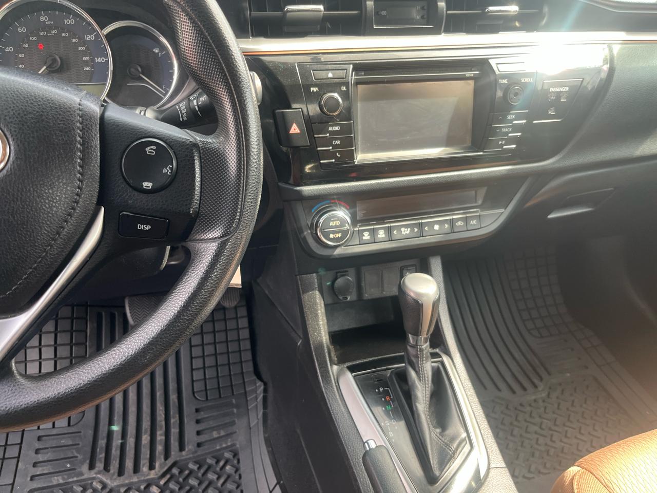 Toyota Corolla  2014