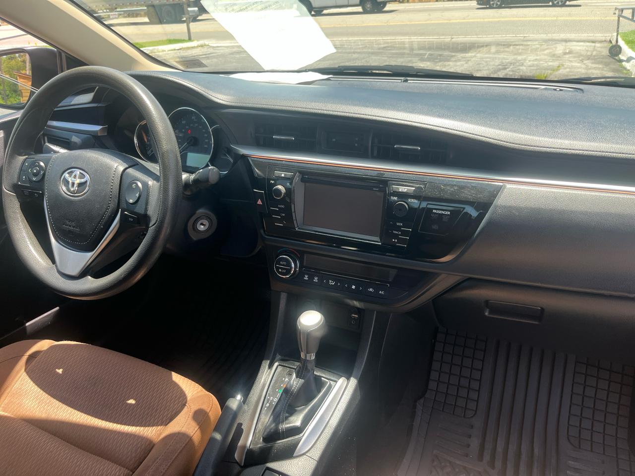 Toyota Corolla  2014