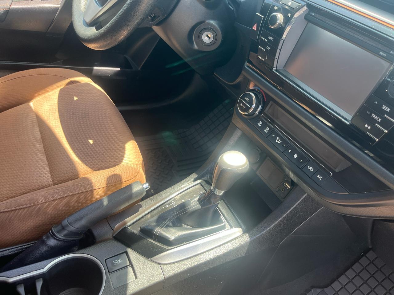 Toyota Corolla  2014