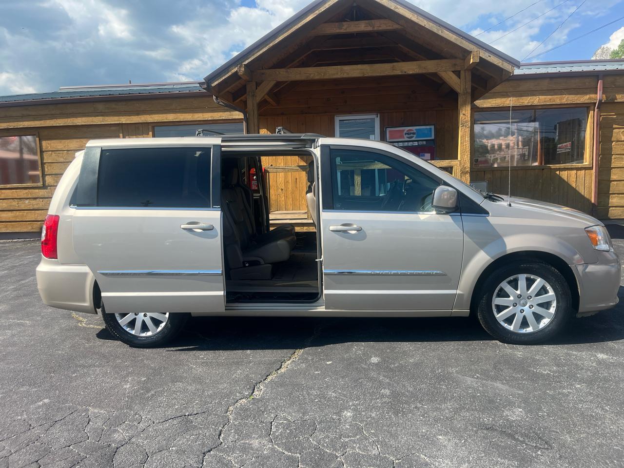 Chrysler Town & Country  2014