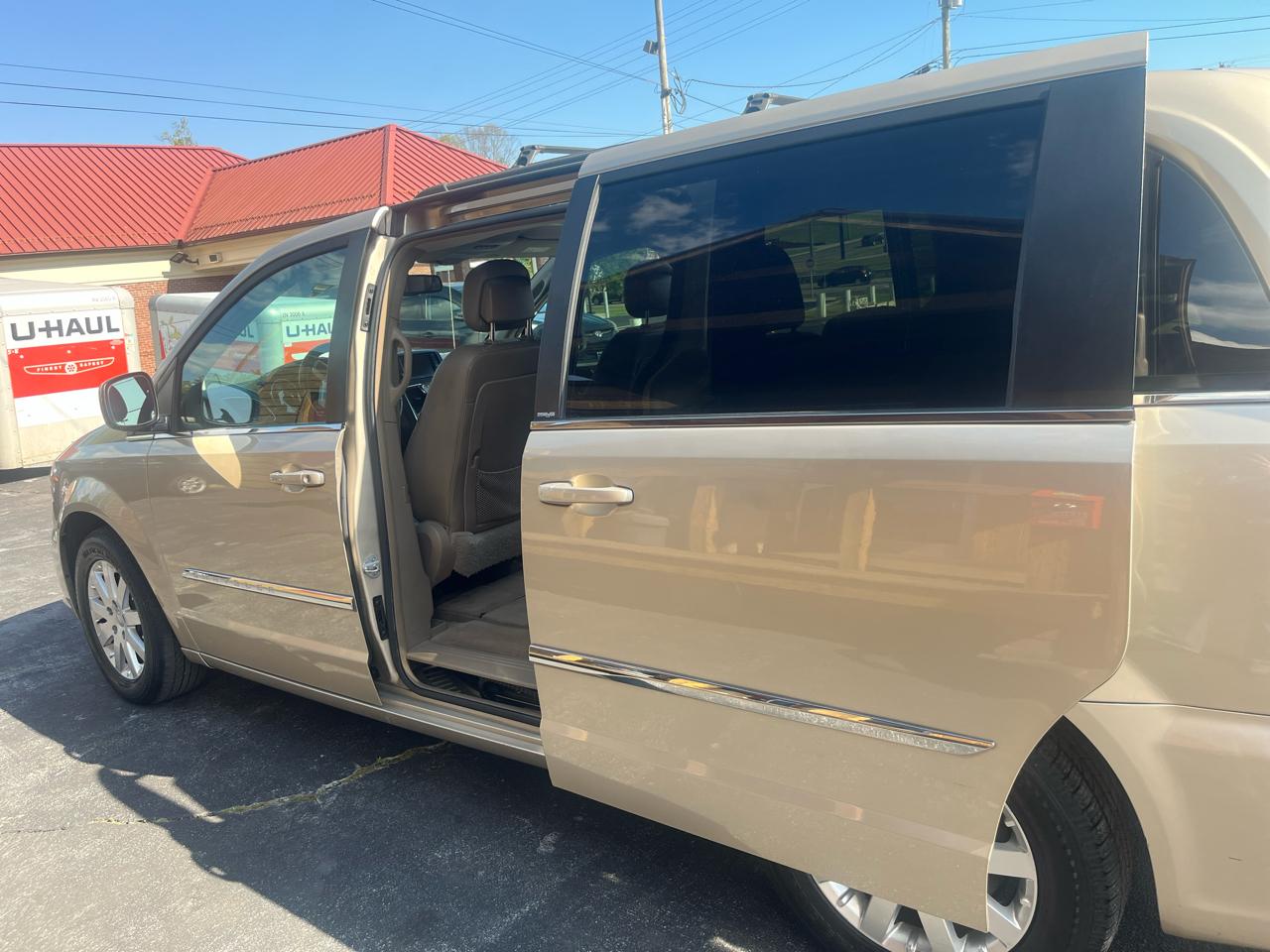 Chrysler Town & Country  2014