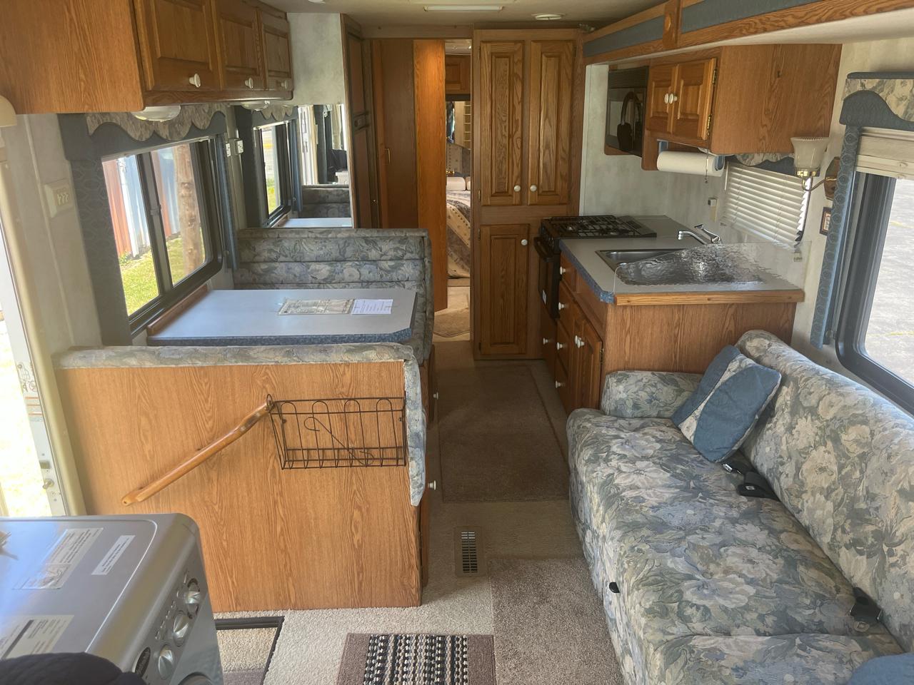 Ford Stripped Chassis Motorhome  2000