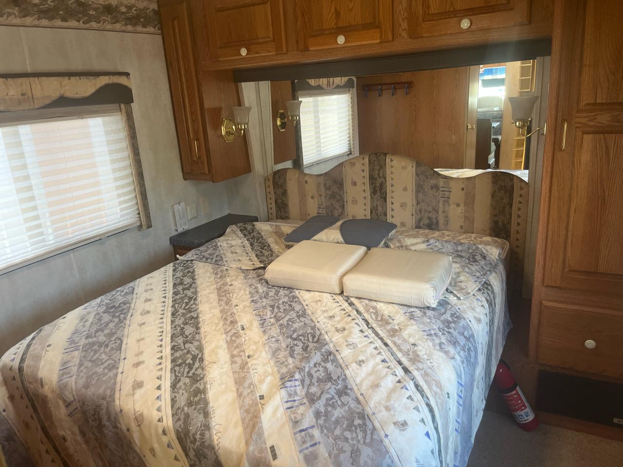 Ford Stripped Chassis Motorhome  2000