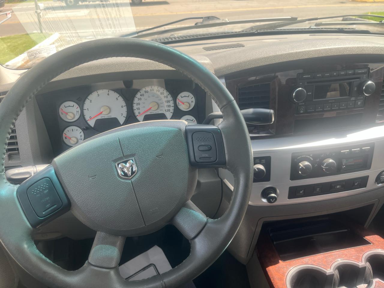Dodge Ram 1500  2008
