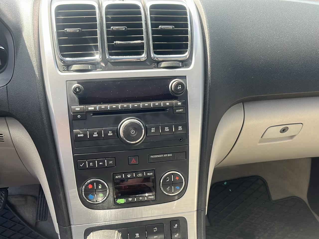 2009 GMC Acadia SLT2 - Photo 7