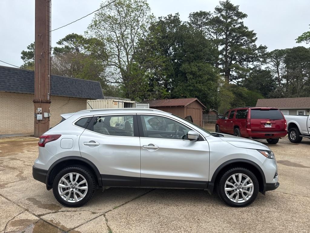Nissan Rogue Sport FWD SV 2021