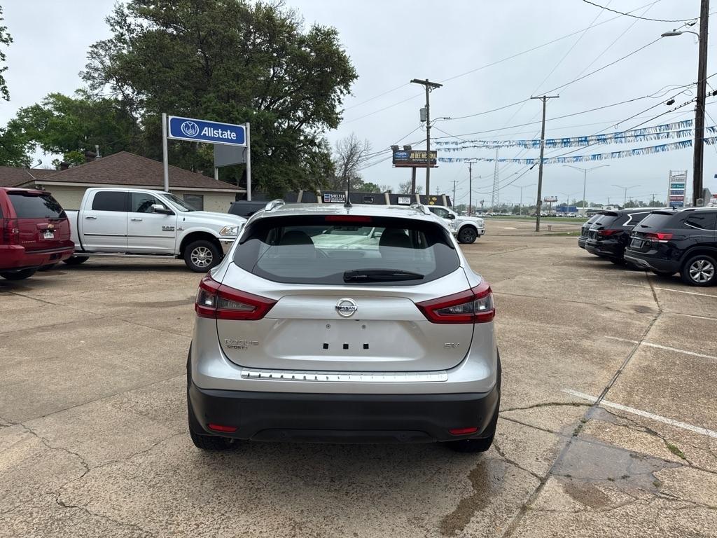 Nissan Rogue Sport FWD SV 2021