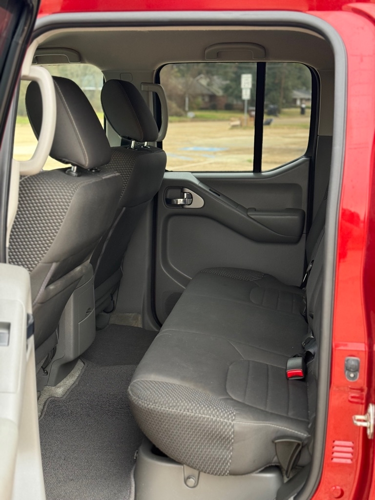 Nissan Frontier S Crew Cab 5AT 2WD 2018