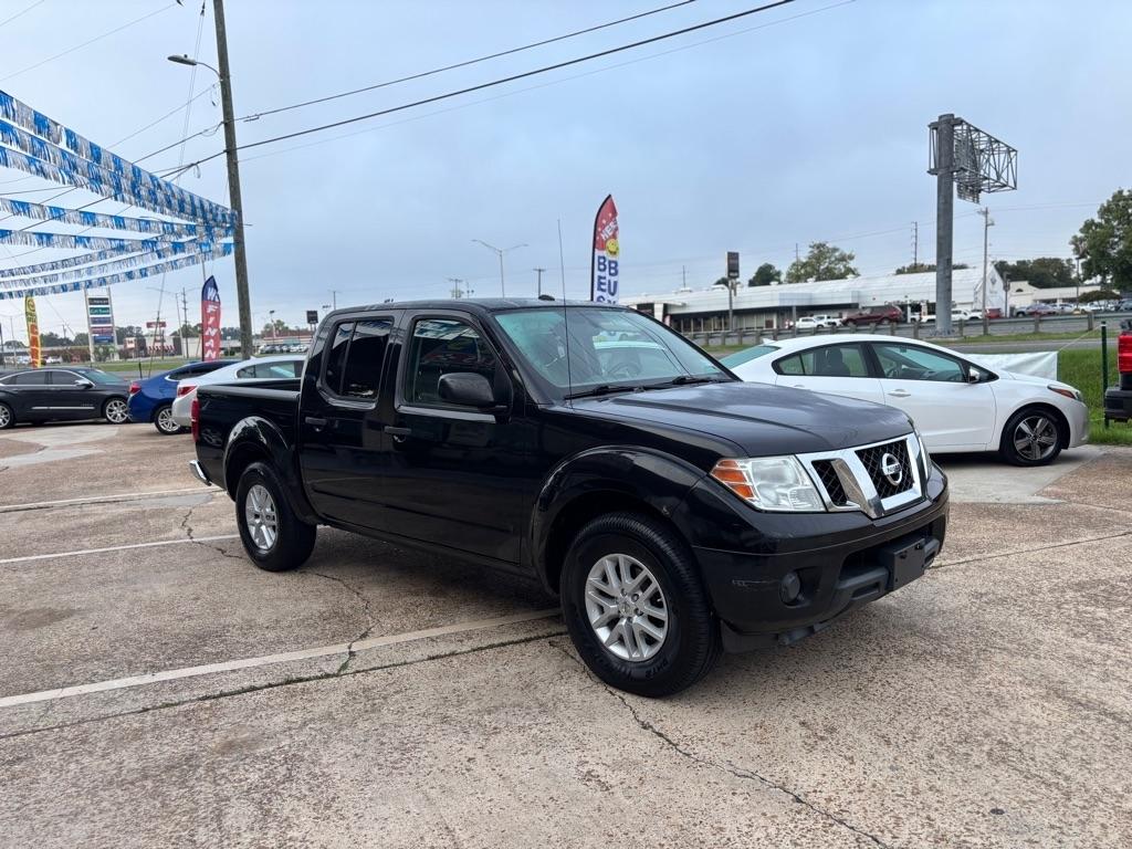 Nissan Frontier Crew Cab 4x2 SV V6 Auto 2018