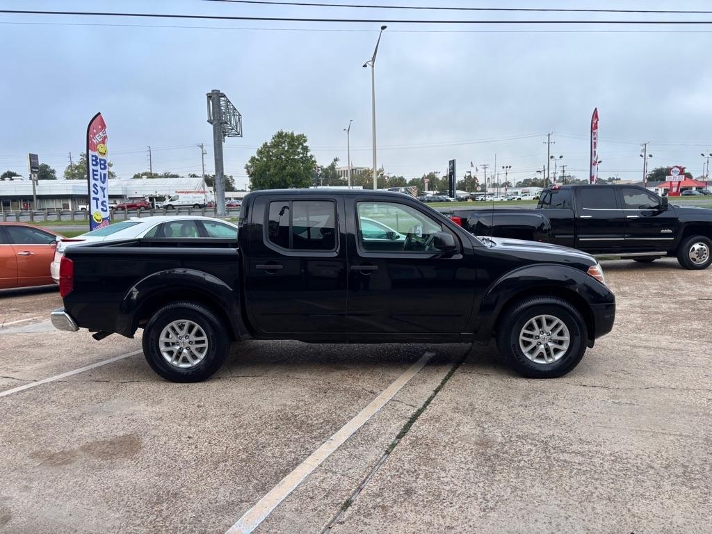 Nissan Frontier Crew Cab 4x2 SV V6 Auto 2018