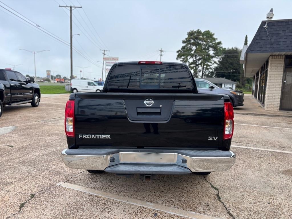 Nissan Frontier Crew Cab 4x2 SV V6 Auto 2018