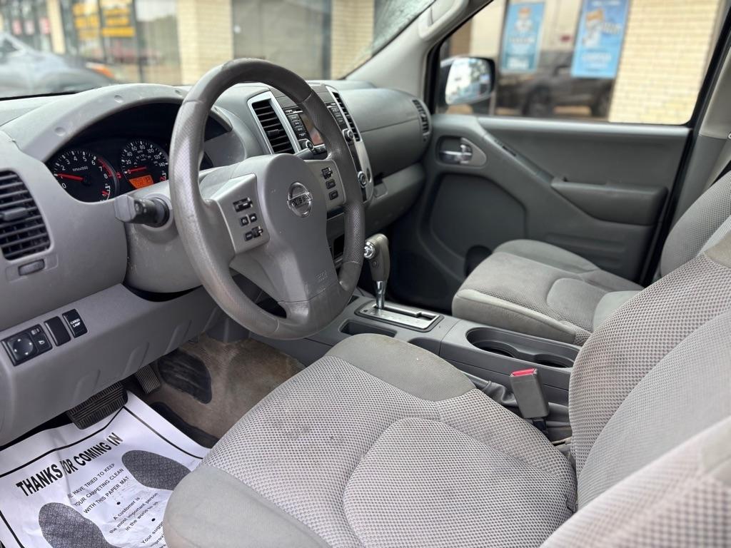Nissan Frontier Crew Cab 4x2 SV V6 Auto 2018