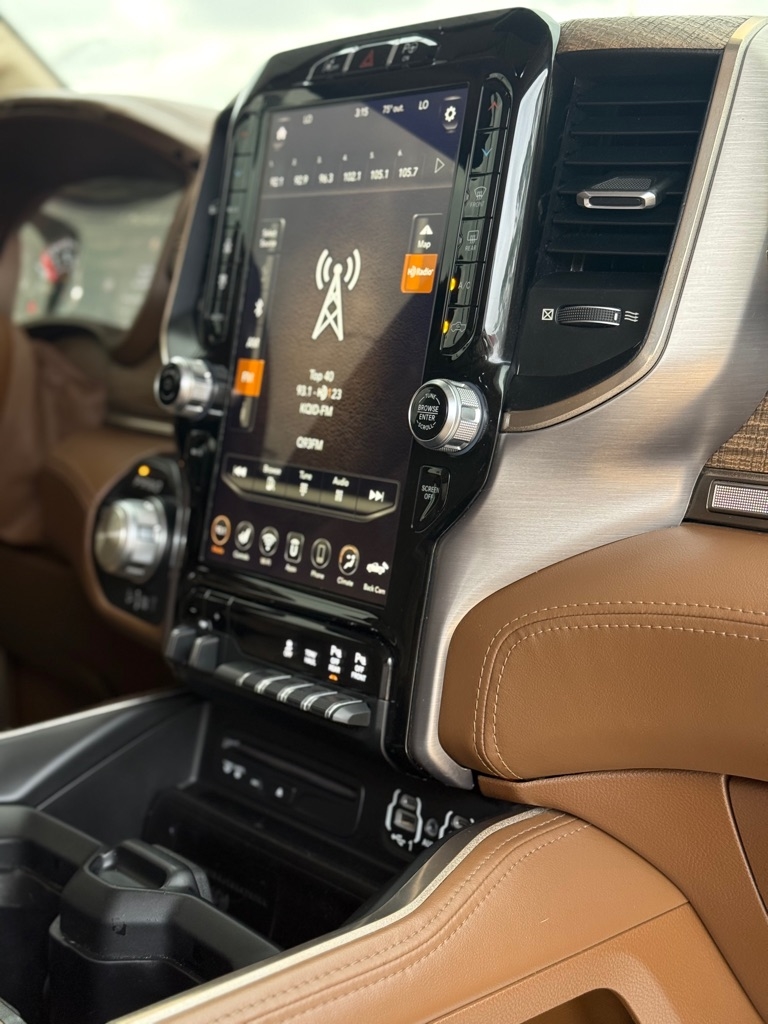 RAM 1500 Longhorn Crew Cab SWB 4WD 2019