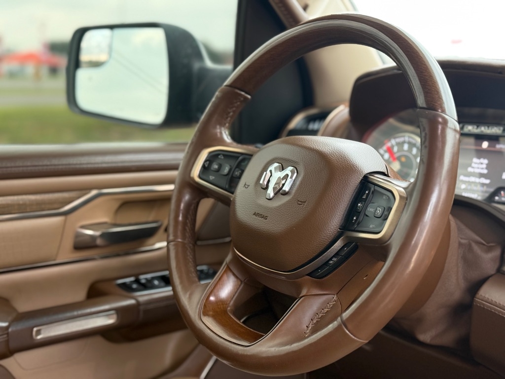 RAM 1500 Longhorn Crew Cab SWB 4WD 2019