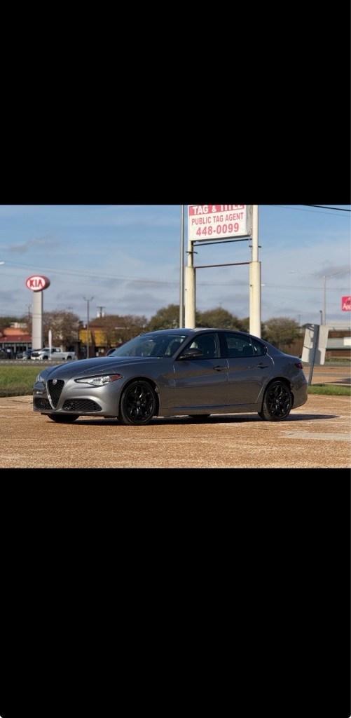 Alfa Romeo Giulia Sprint 2021