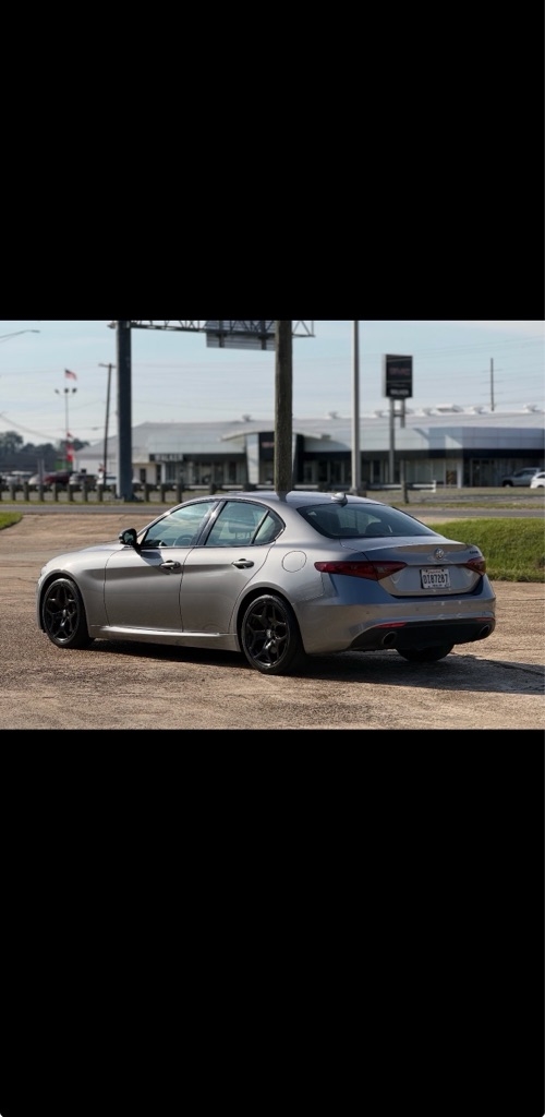 Alfa Romeo Giulia Sprint 2021