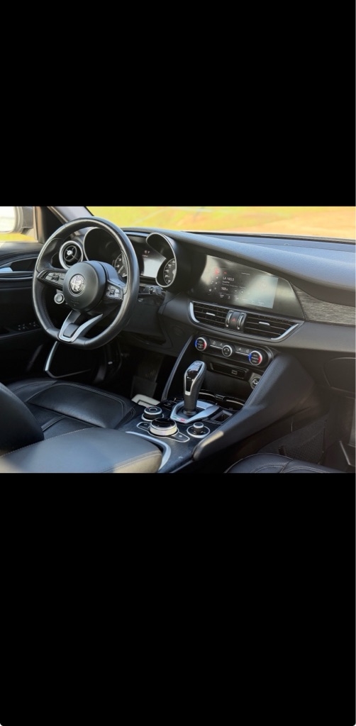 Alfa Romeo Giulia Sprint 2021