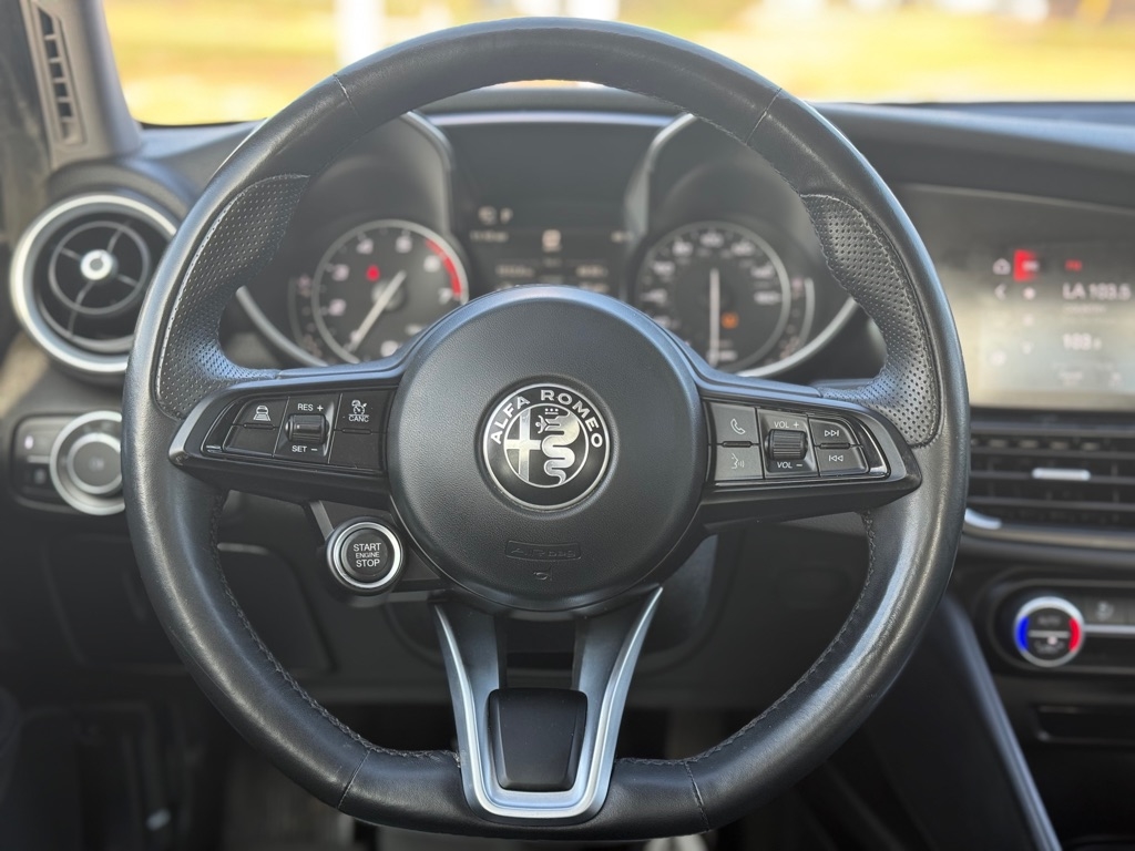 Alfa Romeo Giulia Sprint 2021