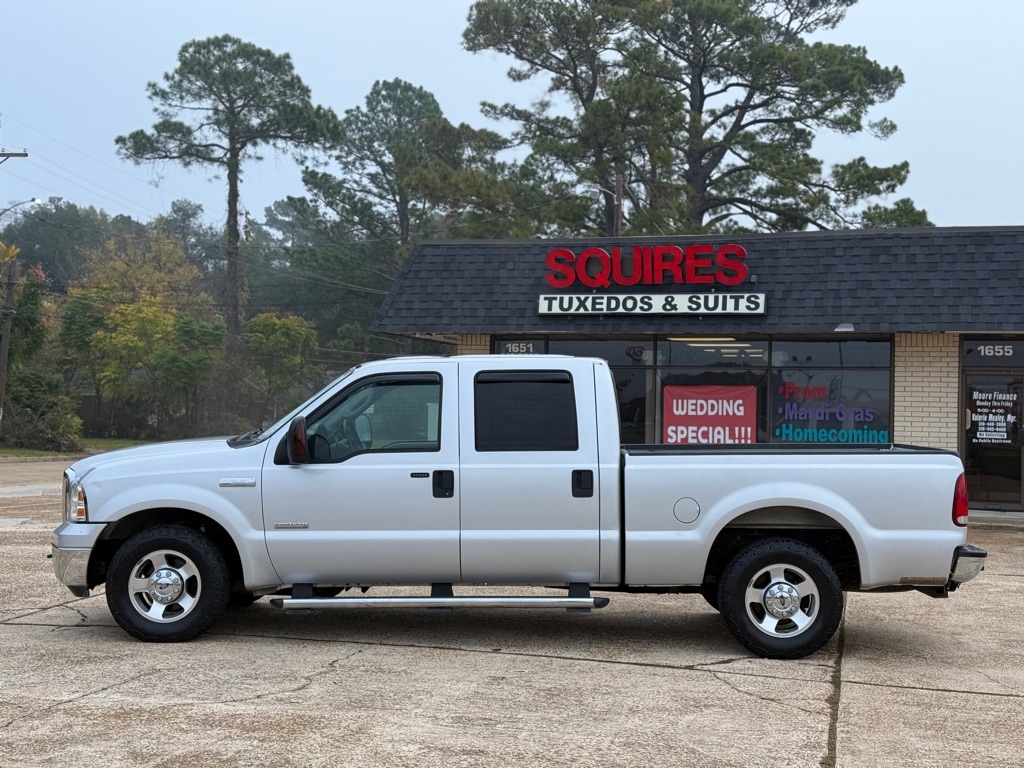 Ford F-250 SD XL Crew Cab 2WD 2005
