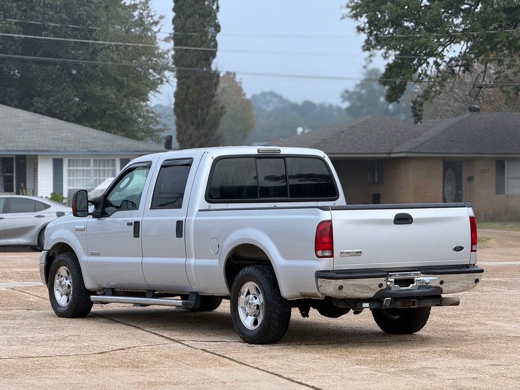Ford F-250 SD XL Crew Cab 2WD 2005