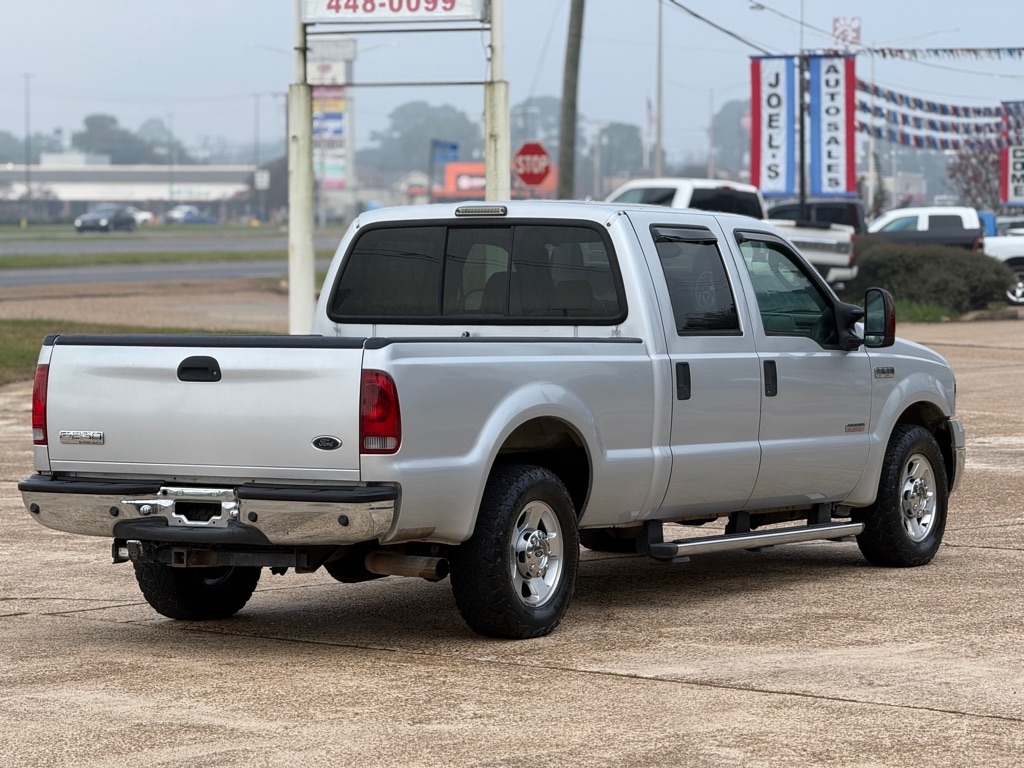 Ford F-250 SD XL Crew Cab 2WD 2005