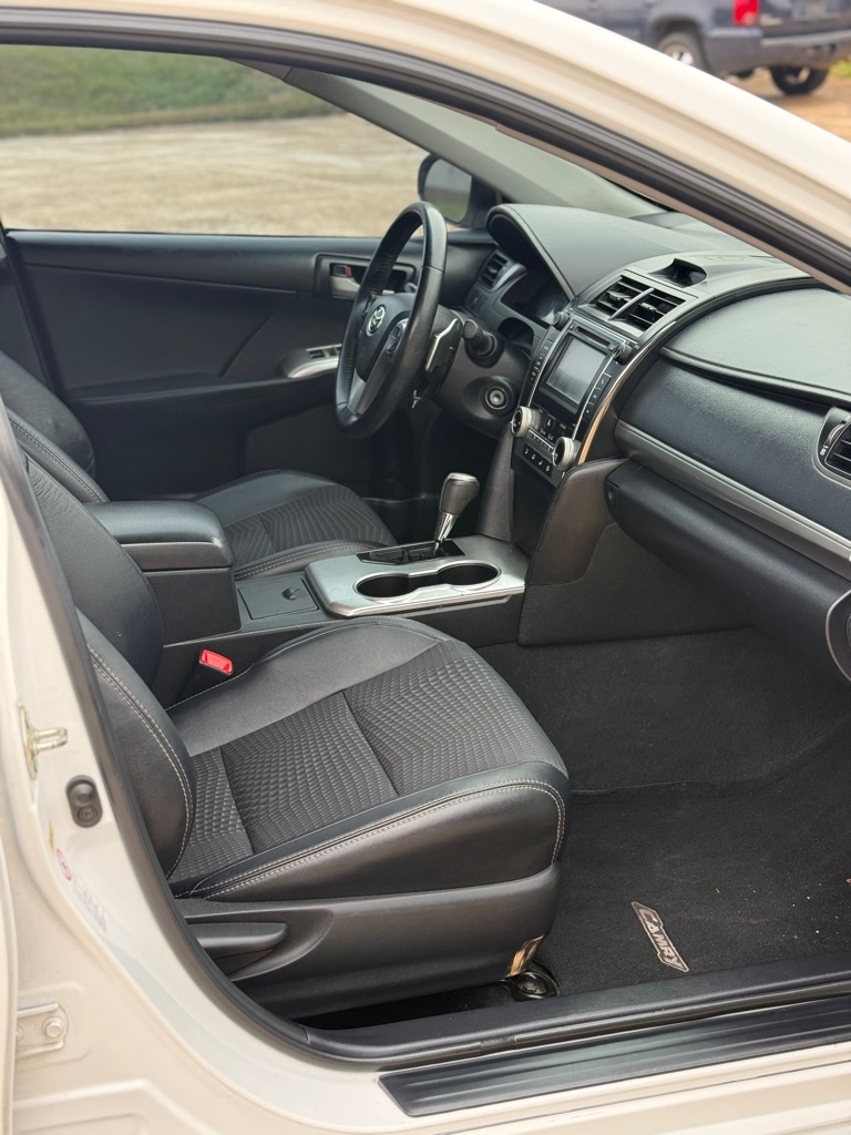 Toyota Camry L 2014