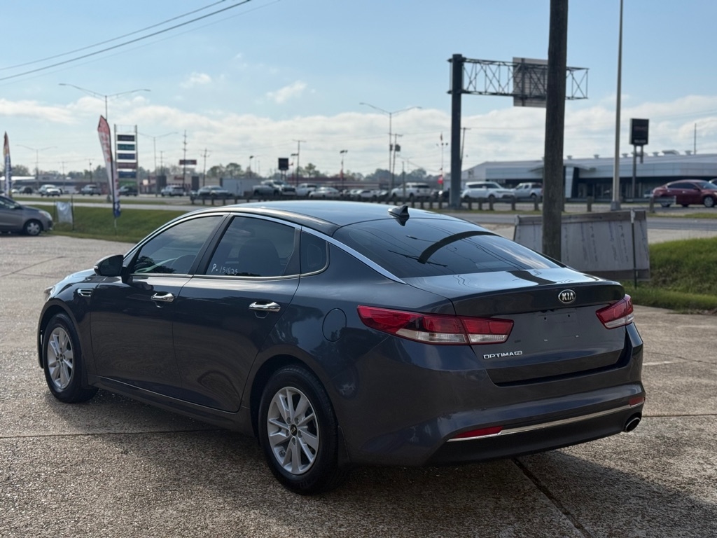 Kia Optima LX 2017